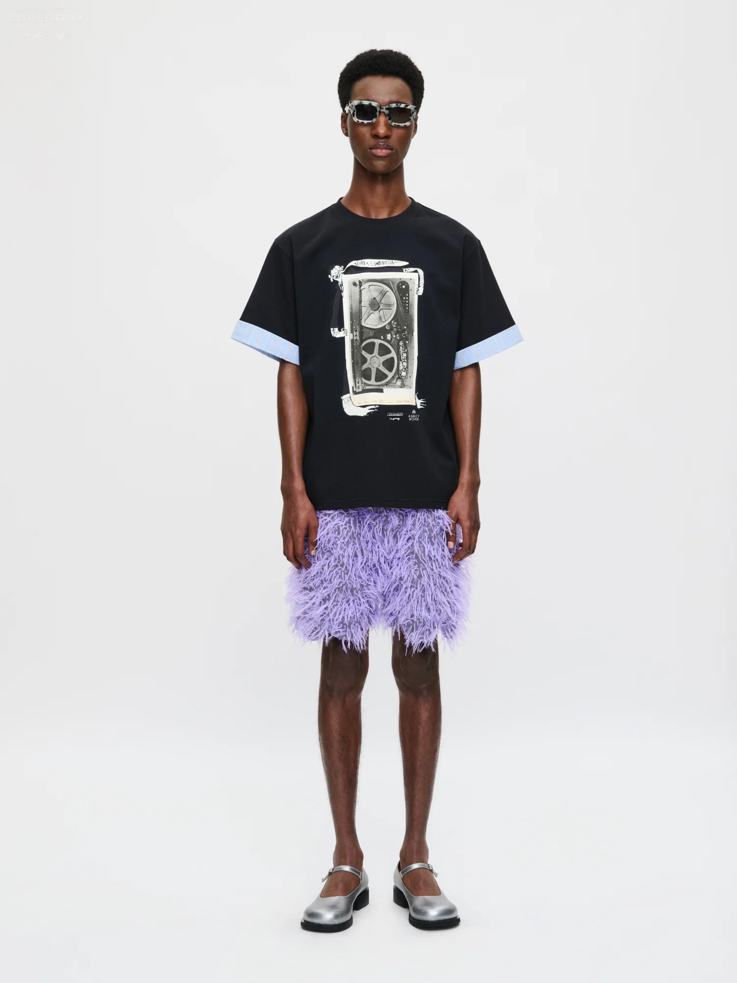 ABBEY ROAD TURN UP TEE in BLACK BLUE - Image 6