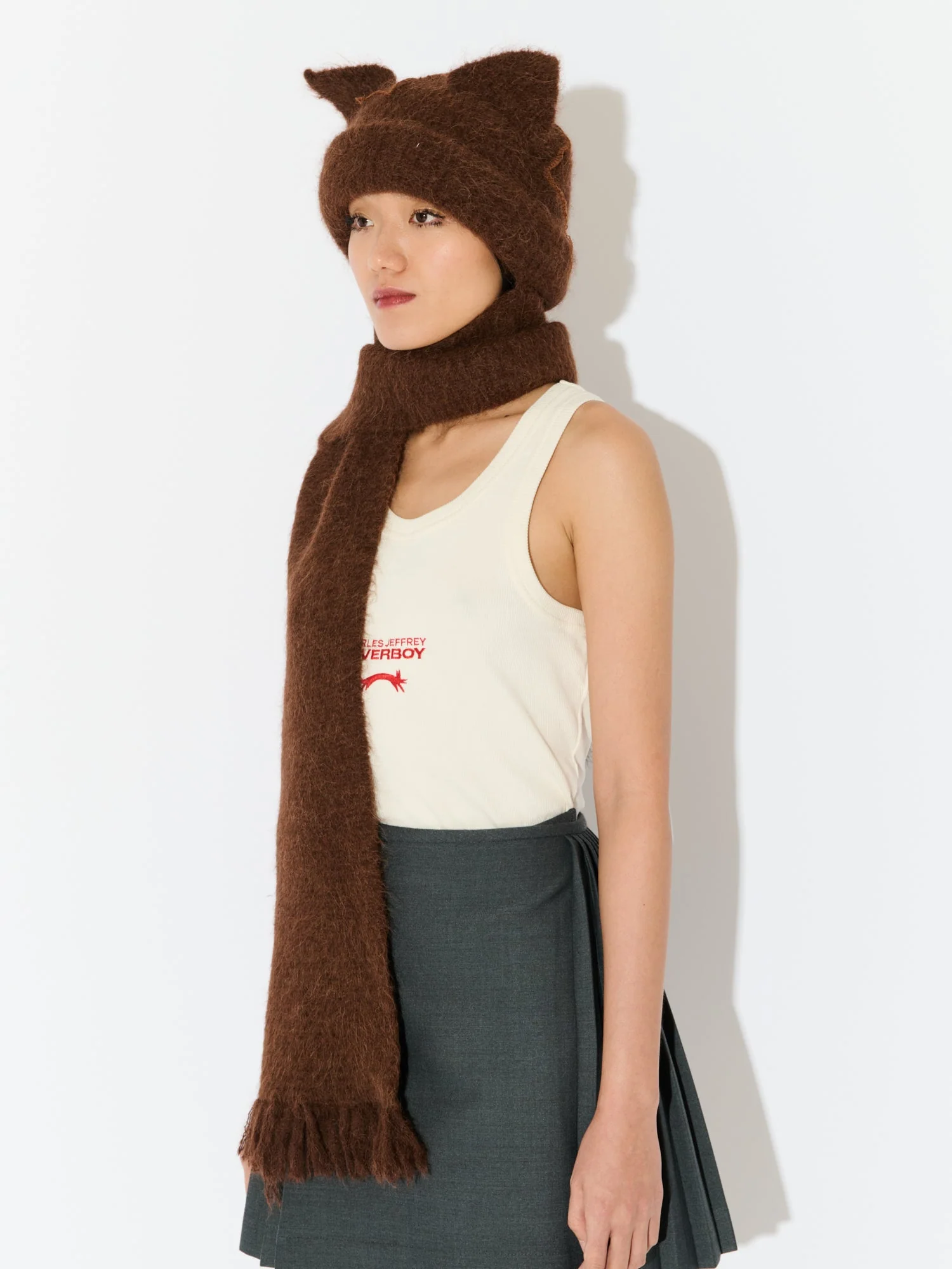 ALPACA CHUNKY EARS BEANIE SCARF in BROWN - Image 3