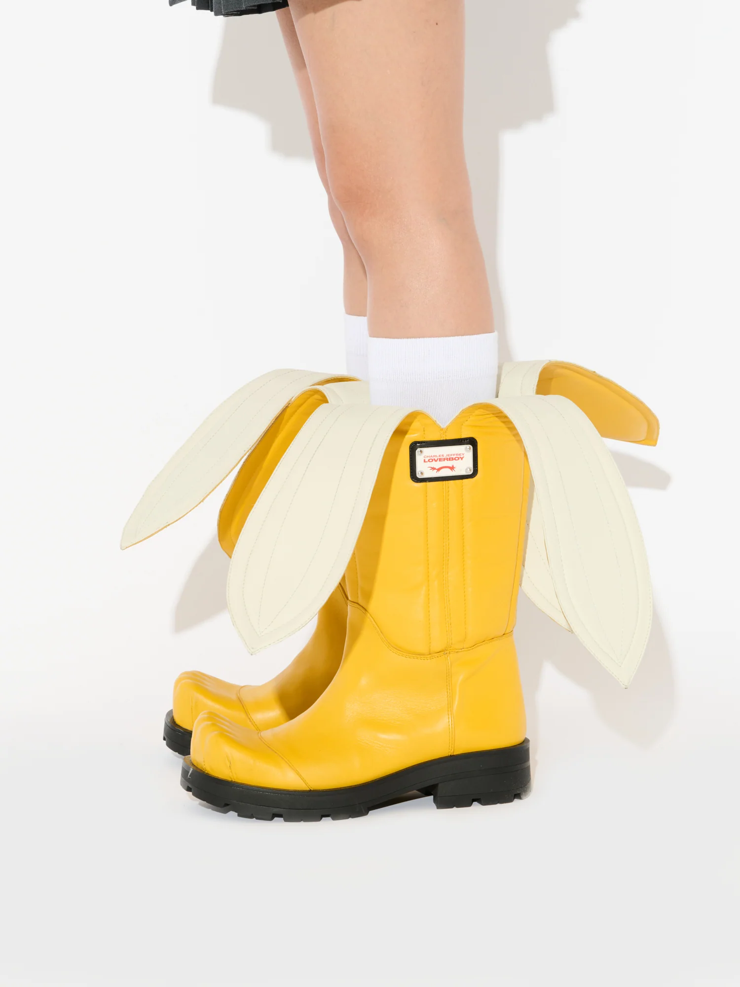 BANANA BOOT MOGGIES in YELLOW - Image 4