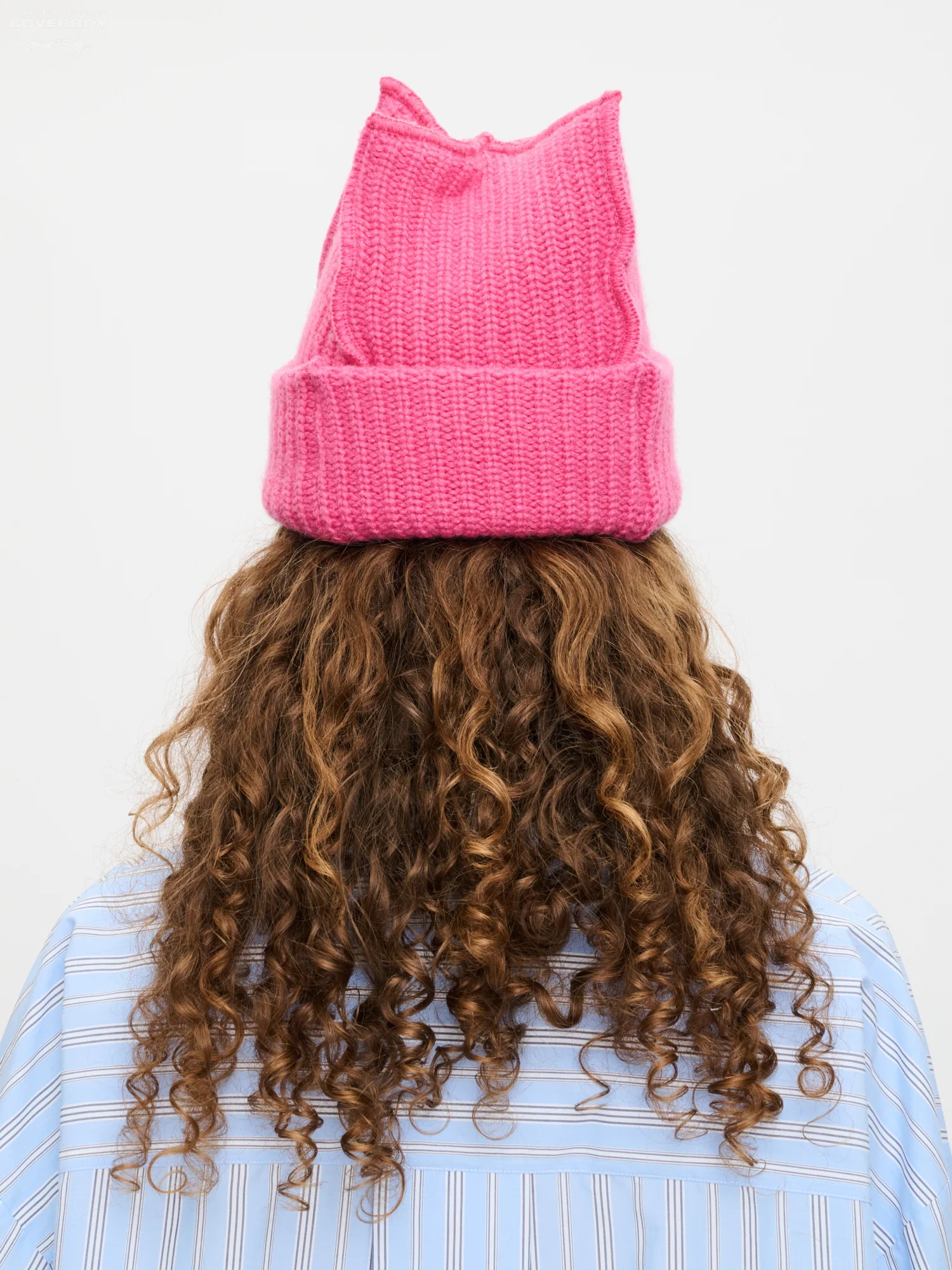 BOX BEANIE in PINK RED - Image 4