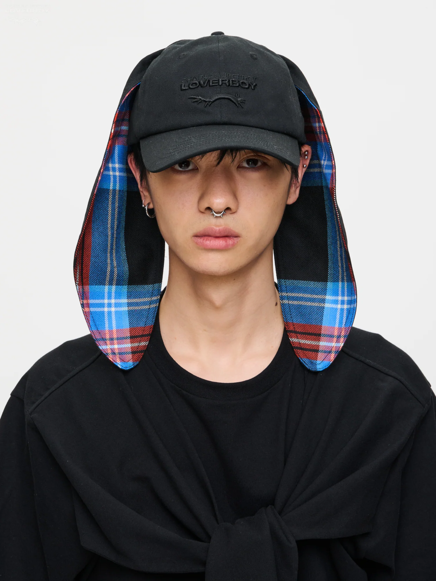 BUNNY CAP in BLACK TARTAN - Image 2