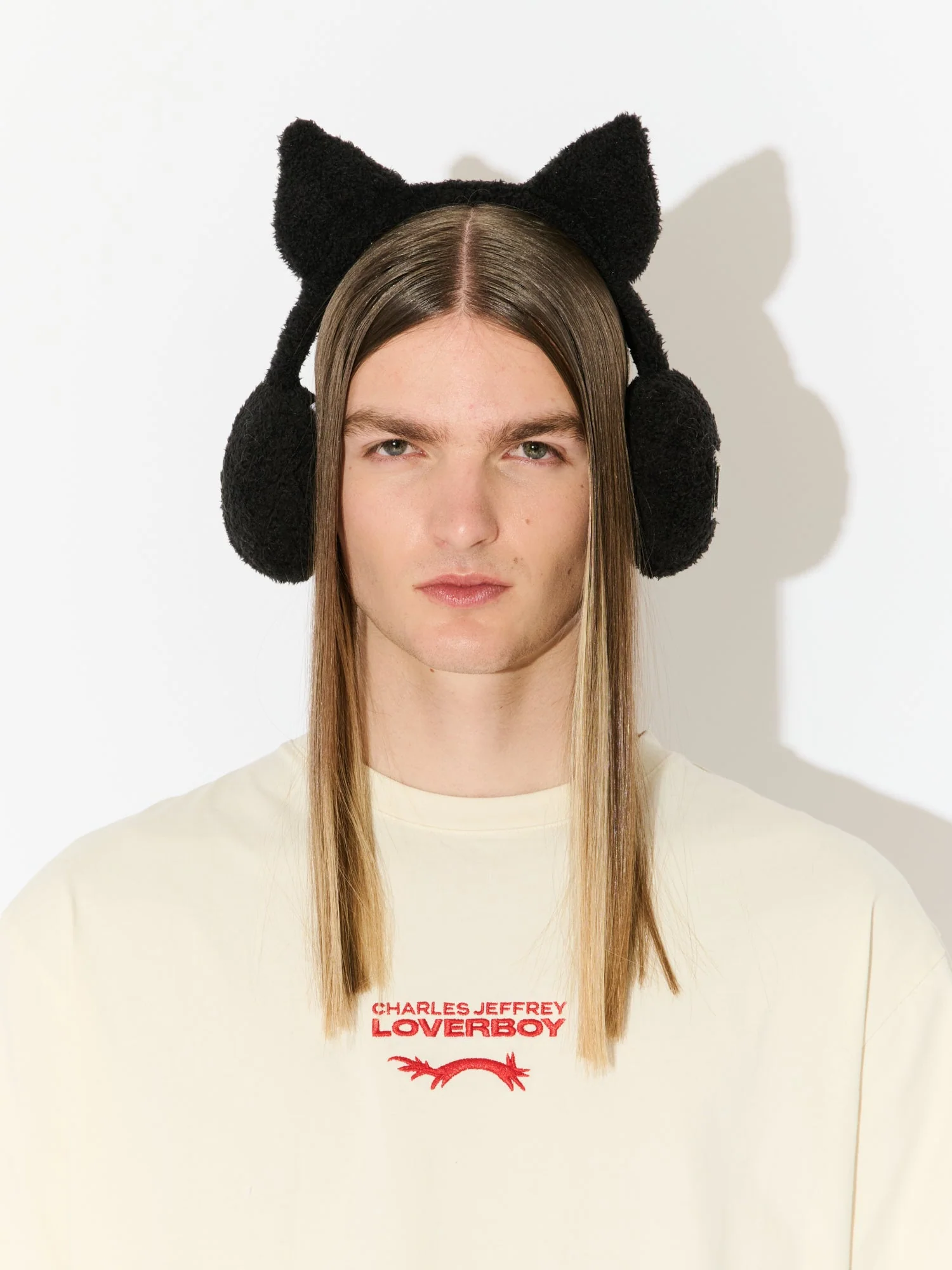 EAR WARMER in BLACK - Image 3