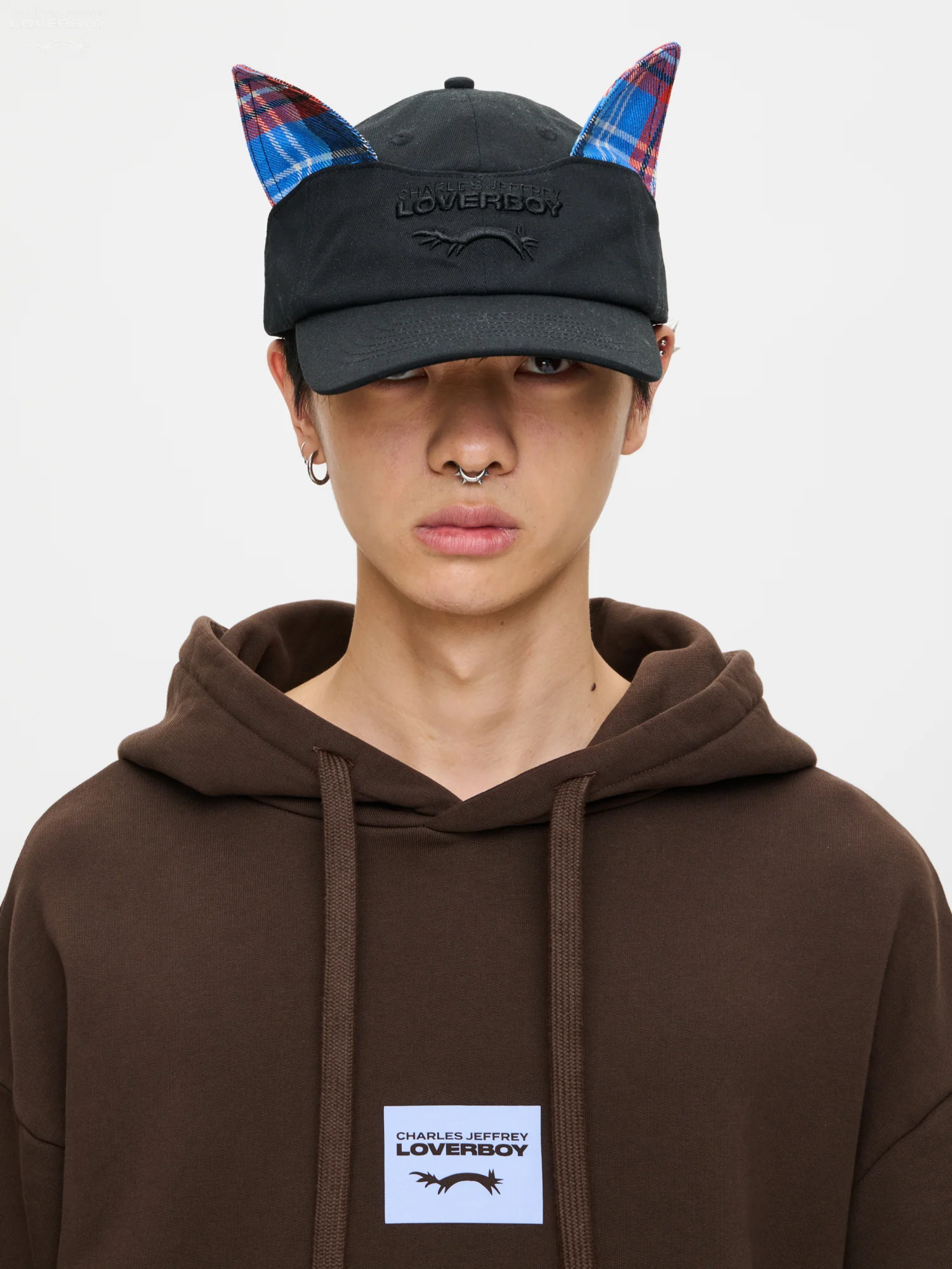 EARS CAP in BLACK TARTAN - Image 2