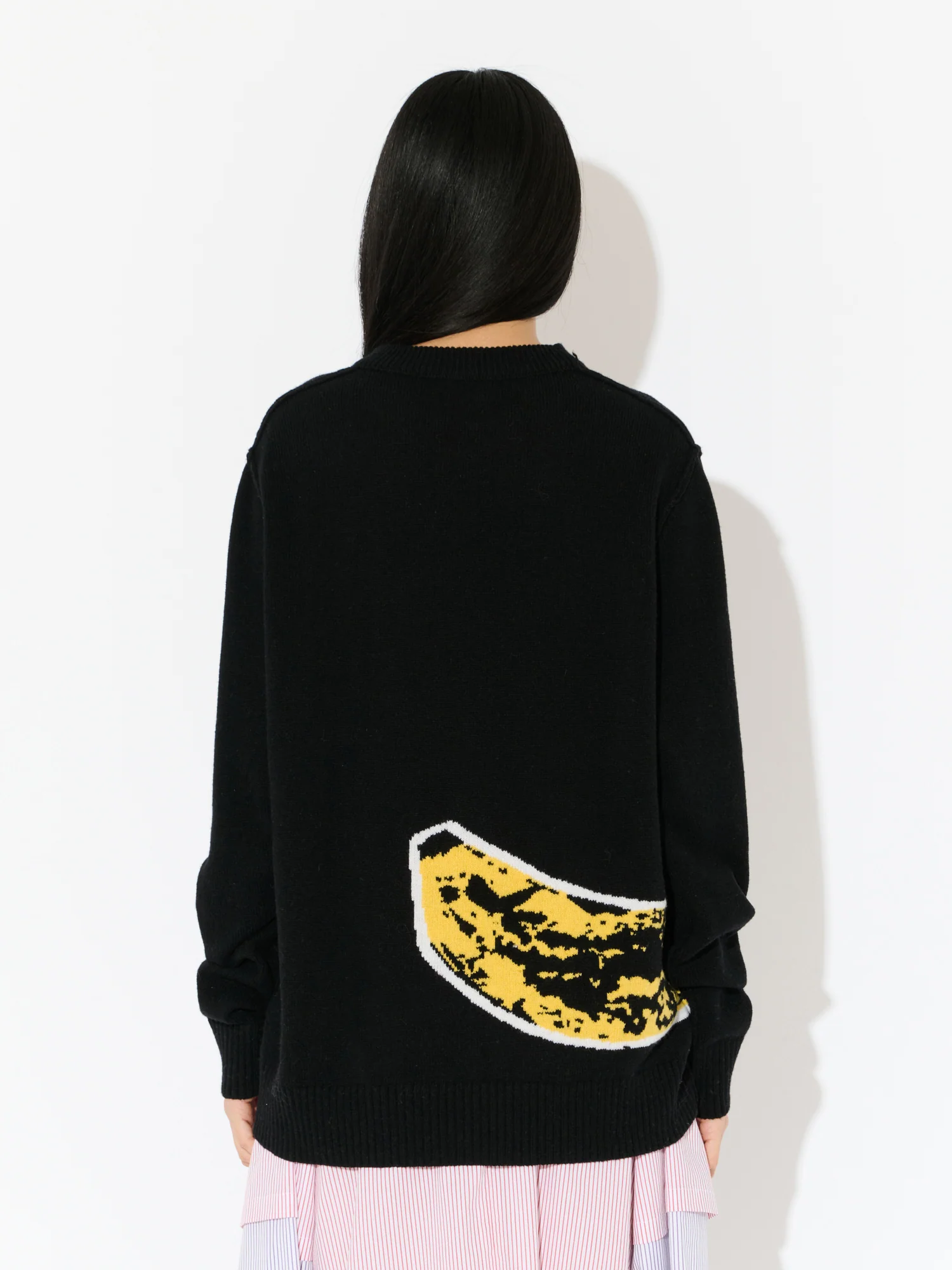 GRAPHIC JUMPER in BLACK YELLOW - Image 4