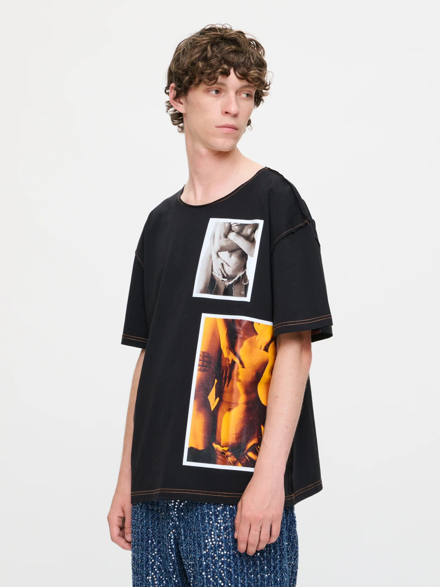 GRAPHIC TEE in BLACK - Image 2