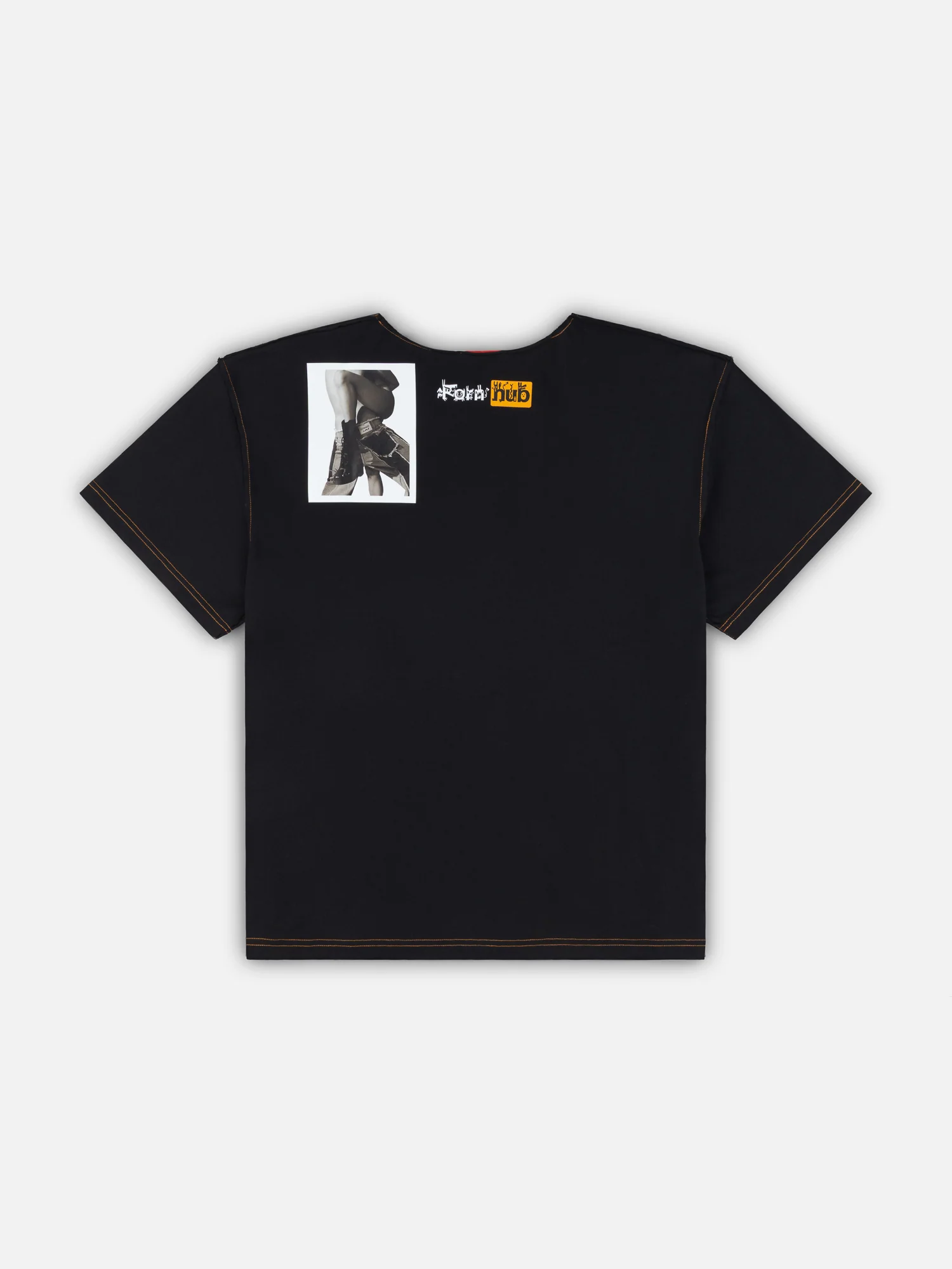 GRAPHIC TEE in BLACK - Image 8
