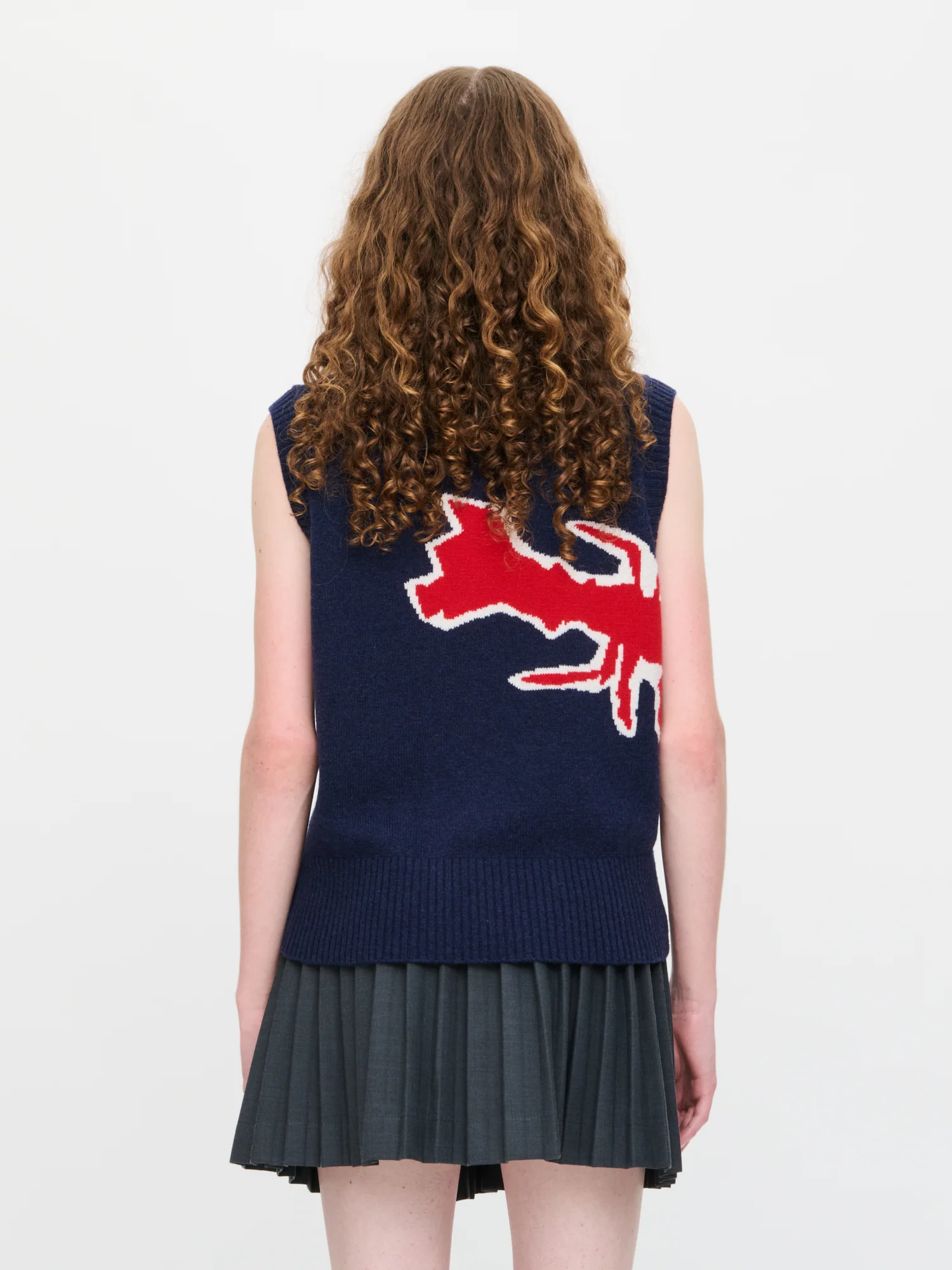 GRAPHIC VEST in NAVY RED - Image 6