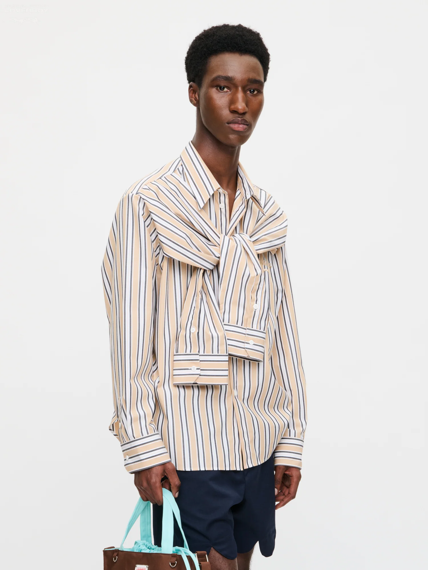 HOLD ME SHIRT in BEIGE STRIPE - Image 5