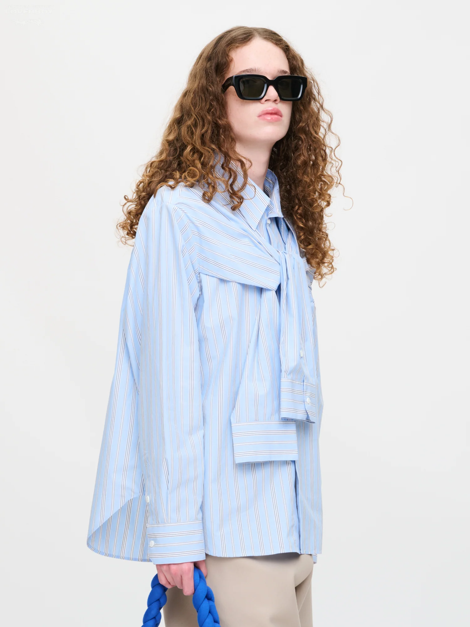 HOLD ME SHIRT in BLUE STRIPE - Image 6