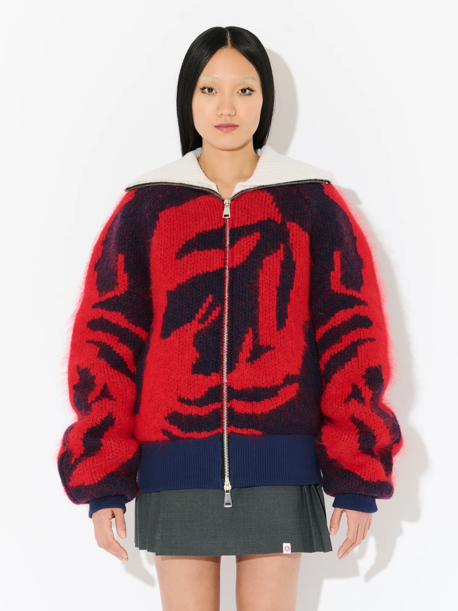 KNITTED PUFFER JACKET in RED NAVY WHITE - Image 3