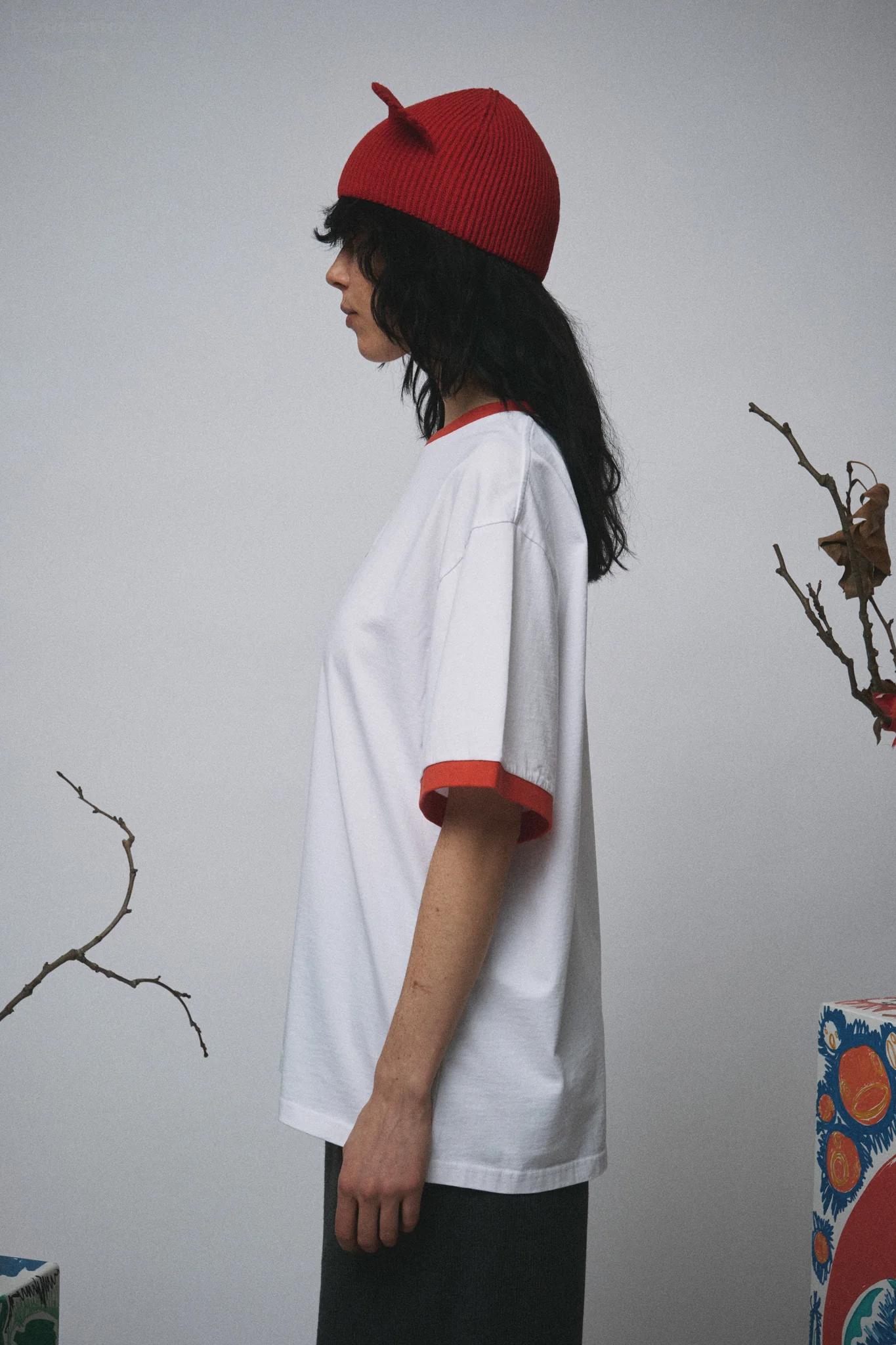 LOGO TEE in WHITE RED - Image 3
