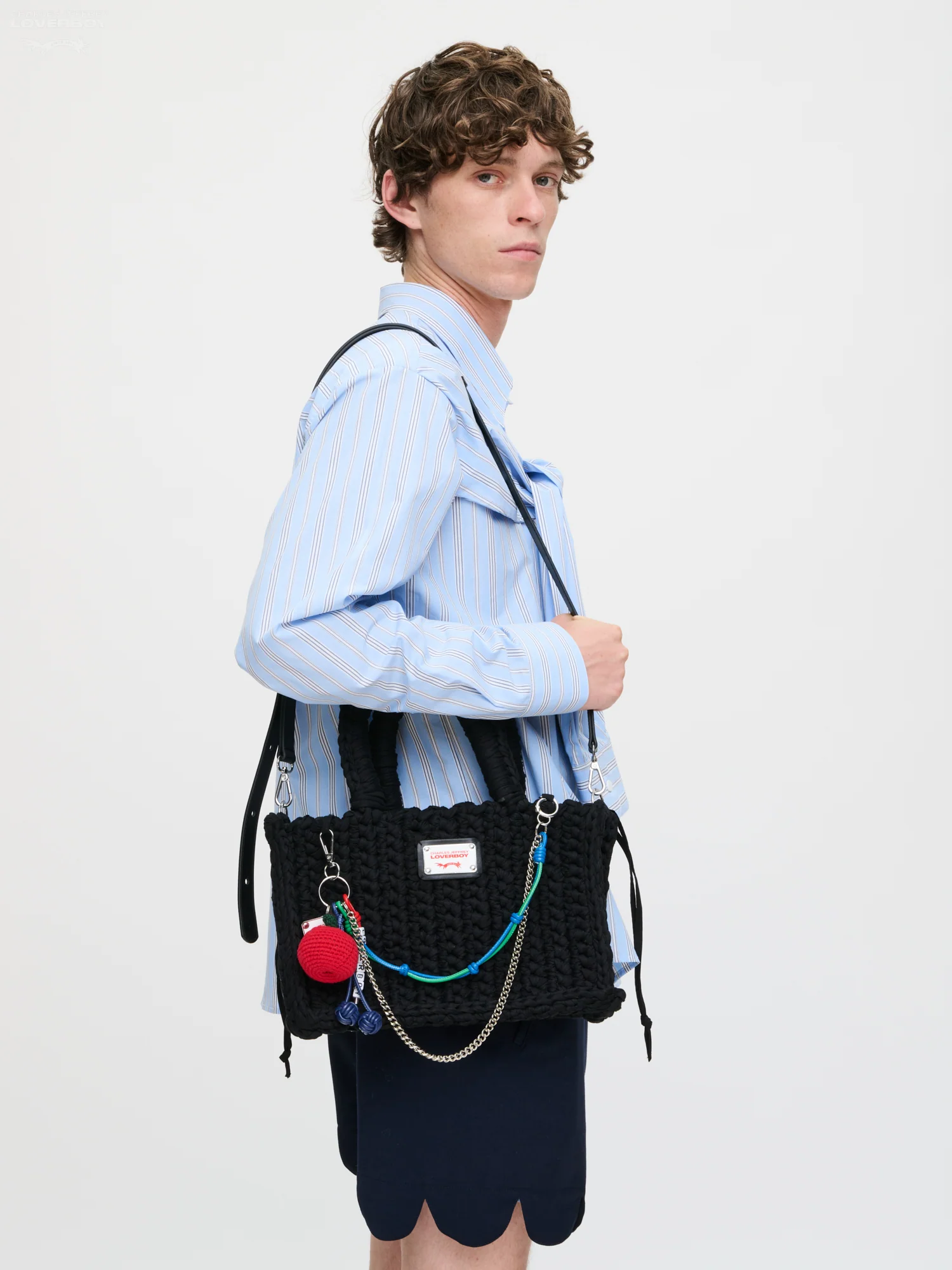 NANA BAG WITH APPLE CHARM in BLACK - Image 4