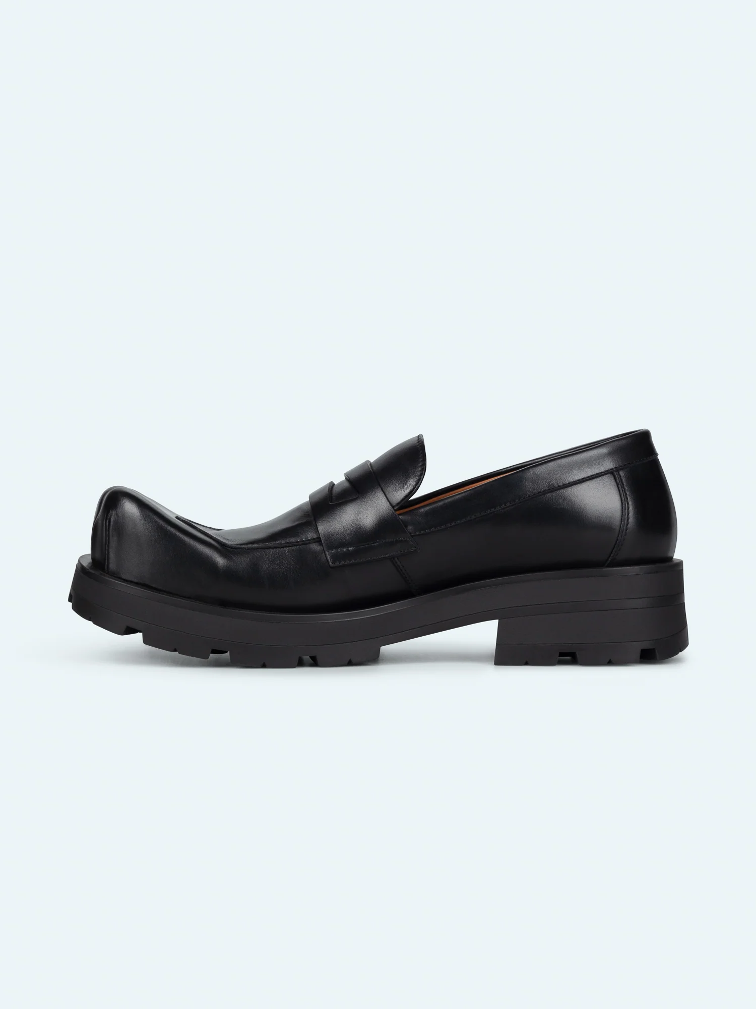 MOCCASIN MOGGIES in BLACK - Image 6
