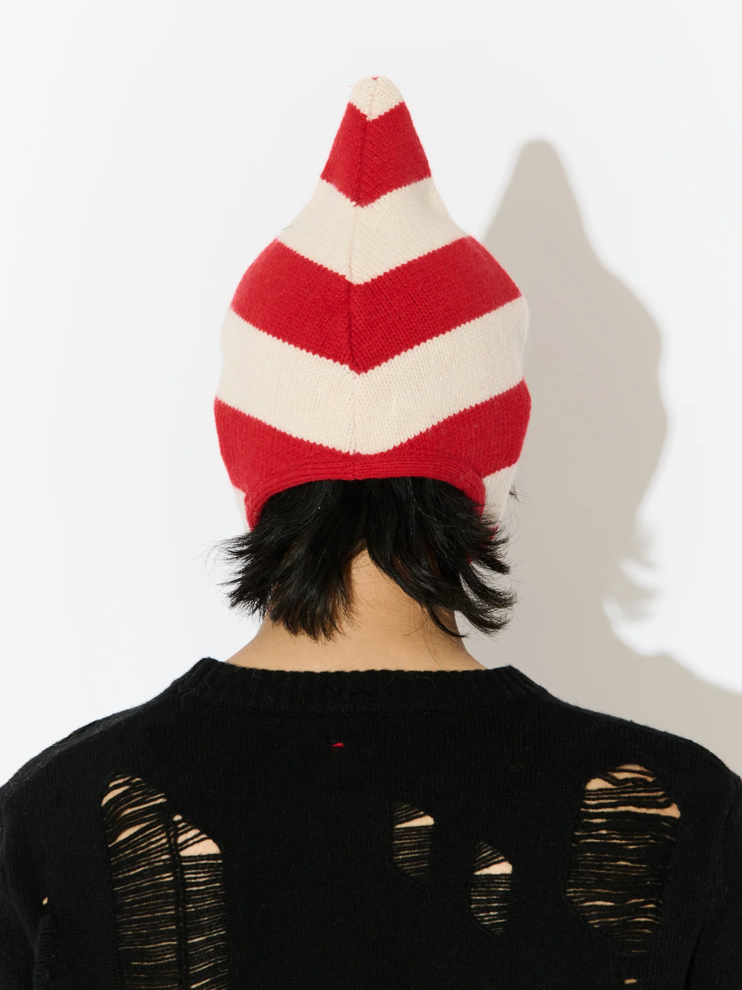 SPIKE BONNET in RED ECRU - Image 4