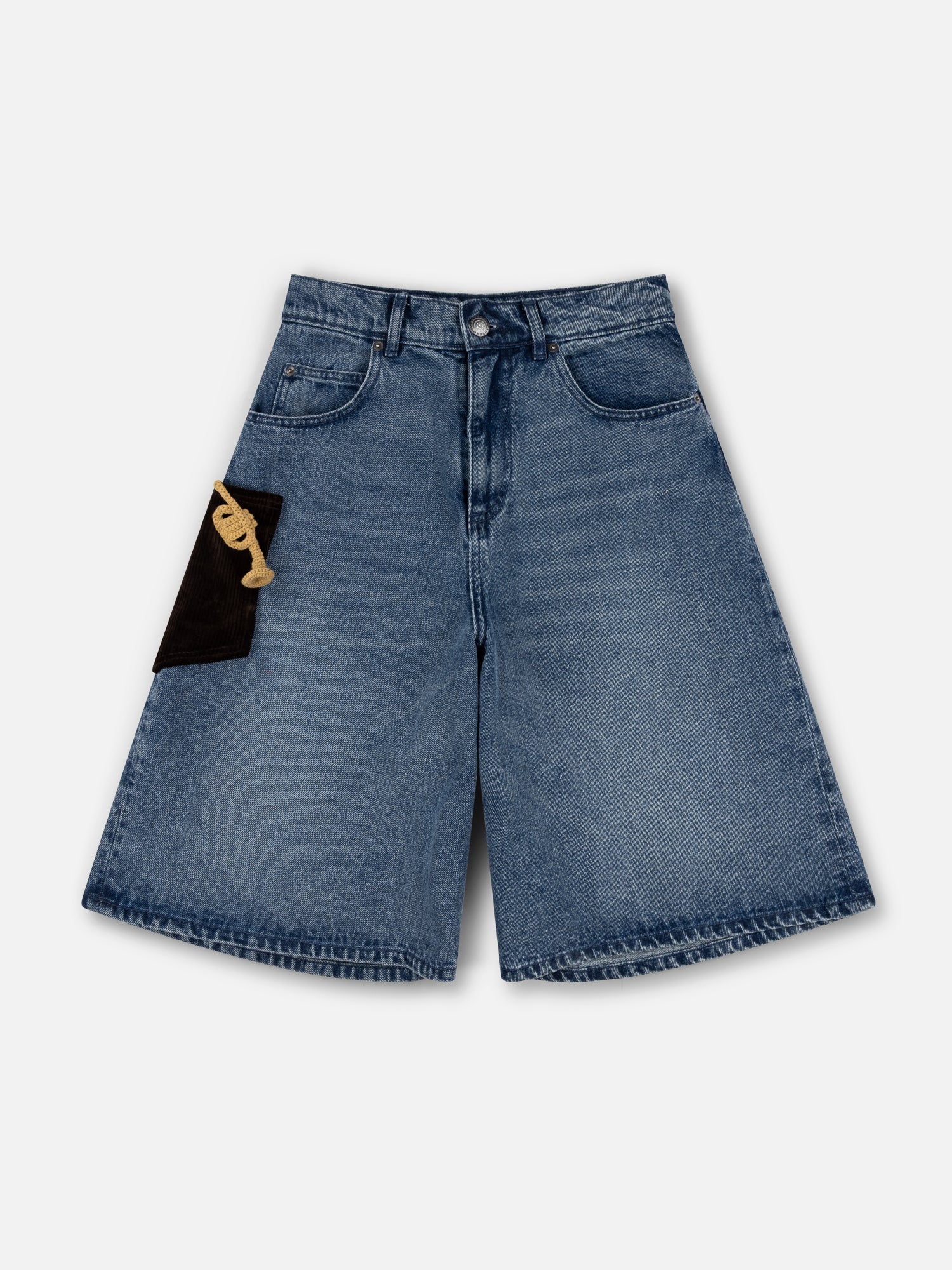 WIDE DENIM SHORTS WITH CROCHET TRUMPET in WASHED DENIM - Image 5